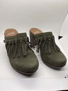 Dansko Deni Fringe Heeled Mule Green Suede 39/8.5